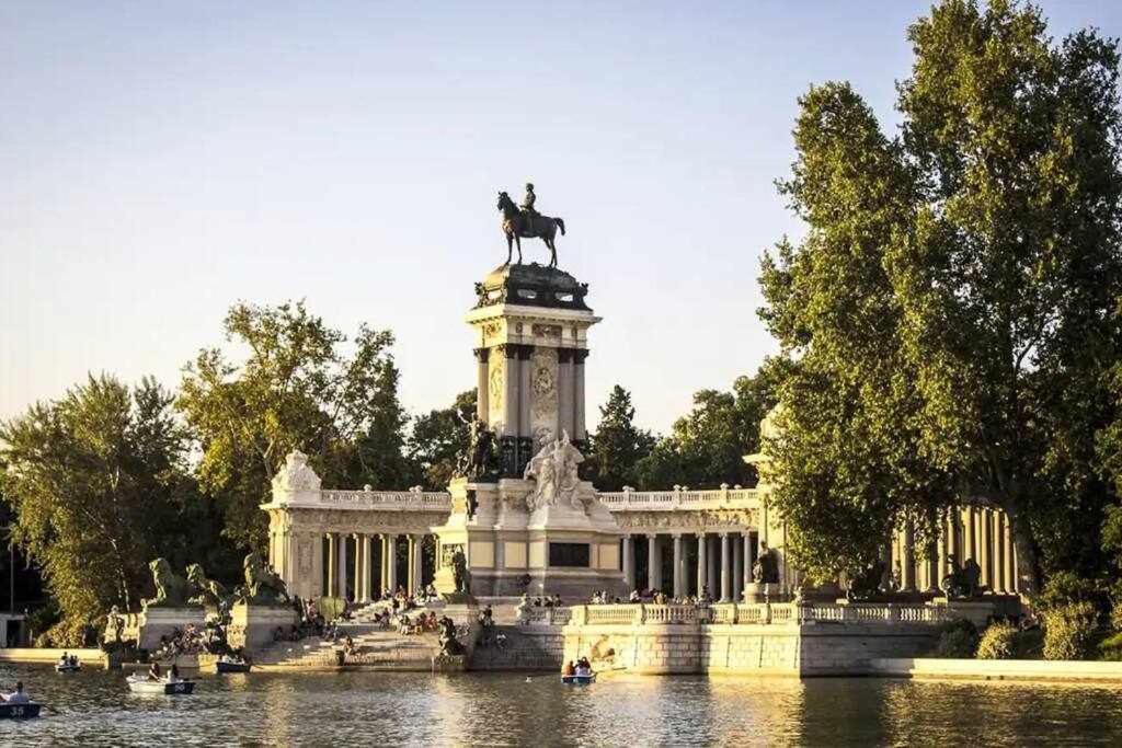 Apartamento IV Alcalaretiro Ideal Parejas Madrid Extérieur photo